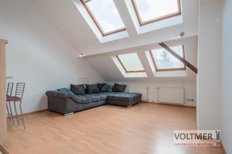 Thumbnail-HELLIGKEIT - Dachgeschosswohnung mit Einbauküche und Gemeinschaftsgarten in Wiebelskirchen!