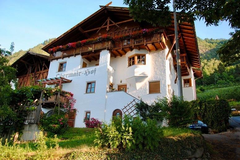 Thumbnail-Ferienwohnung in Südtirol, Blick auf Meran und die Berge