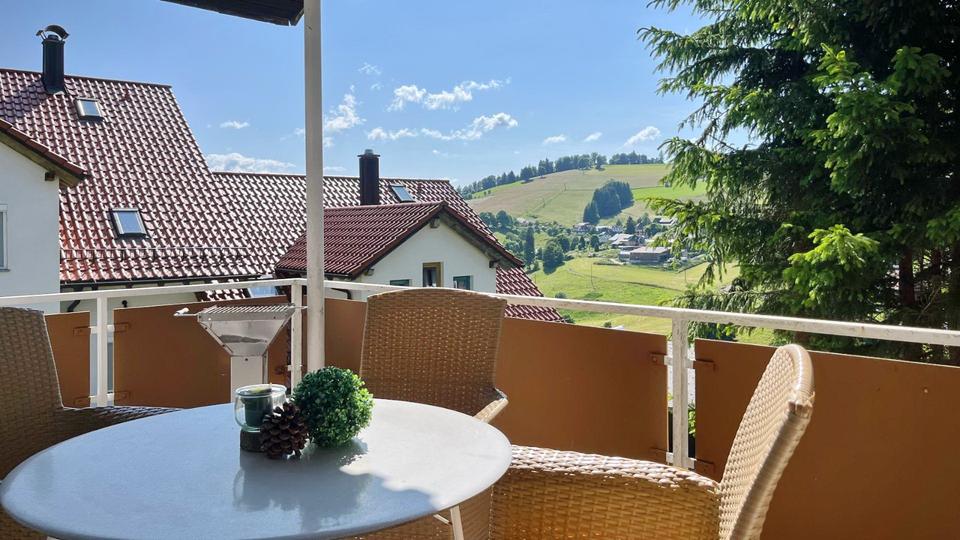 Thumbnail-Großzügiges Einfamilienhau in idyllischer Hanglage