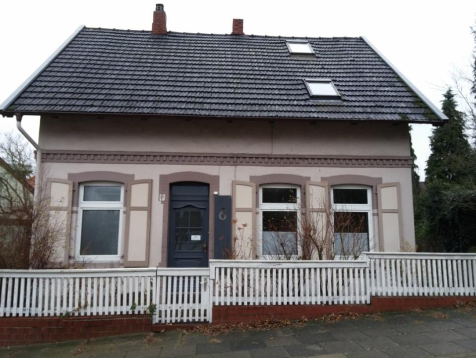 Thumbnail-Top-Lage Zentral mit Altbestand EFH mit ELW