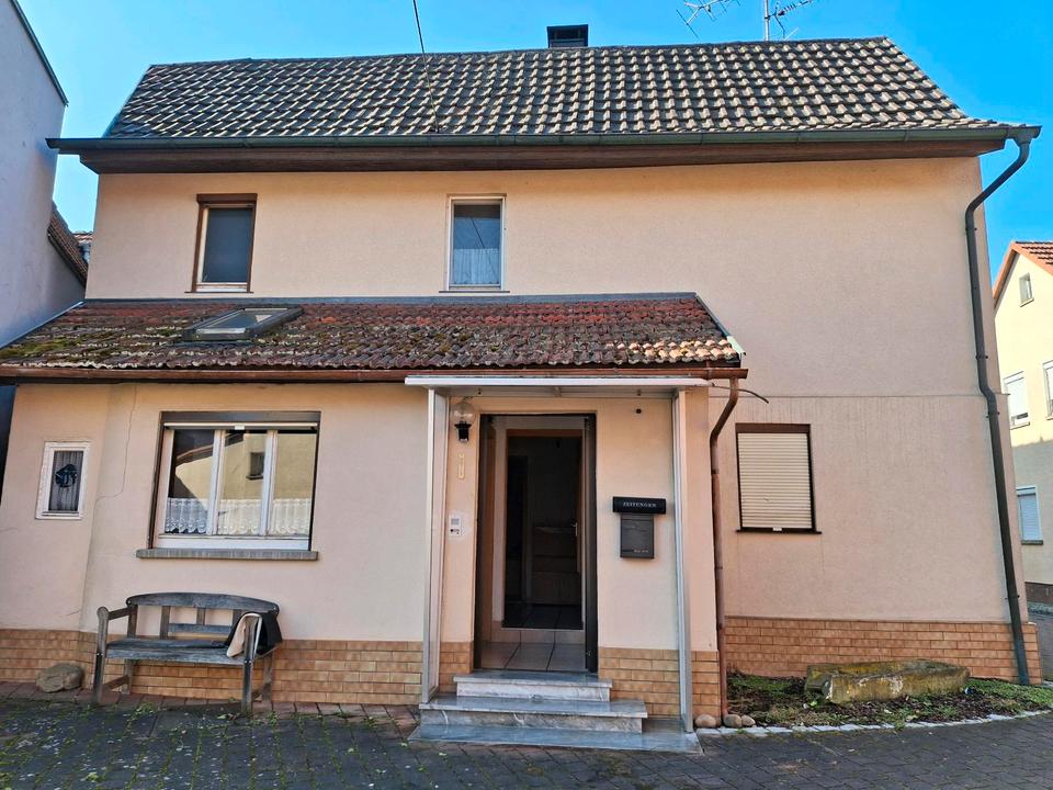 Thumbnail-Wohnhaus mit Scheune
