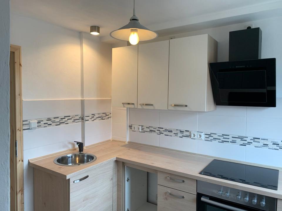 Thumbnail-sonnige 3,5 Zimmer Wohnung im 1.OG mit Garage + Garten