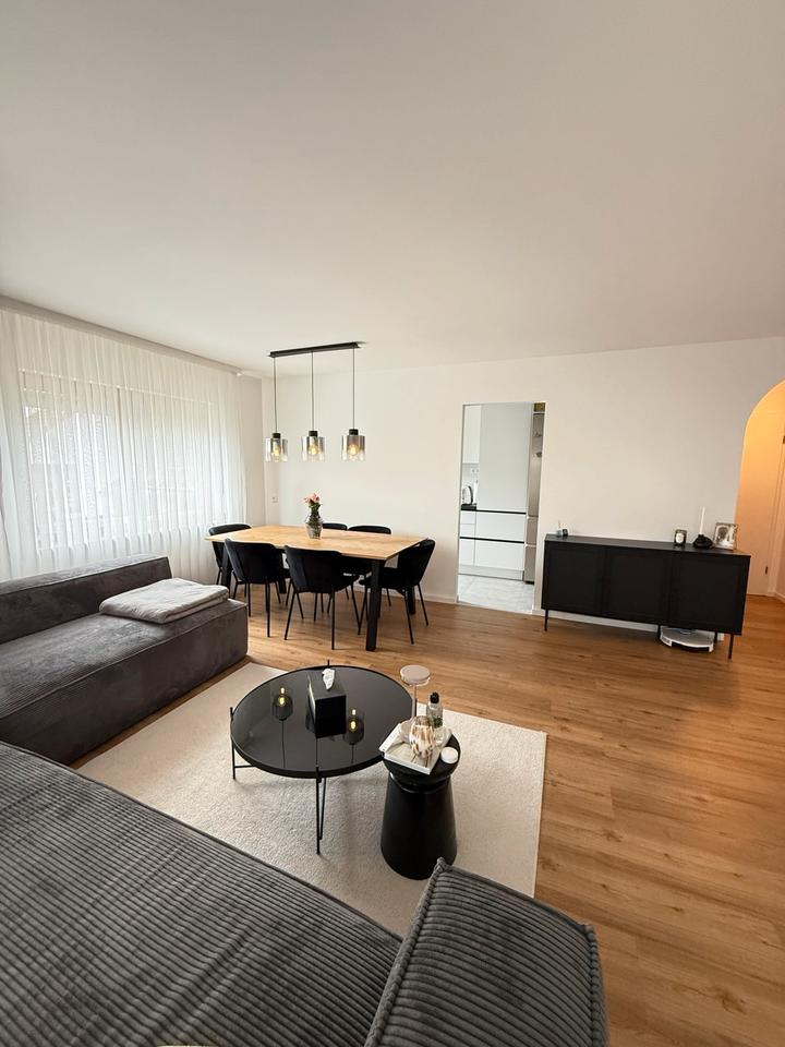 Thumbnail-Dreizimmerwohnung mit Balkon, Garage und Einbauküche in Gaildorf