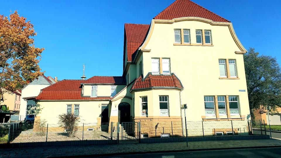 Thumbnail-schicke und großzügige 3-R-Dachgeschosswohnung in Artern