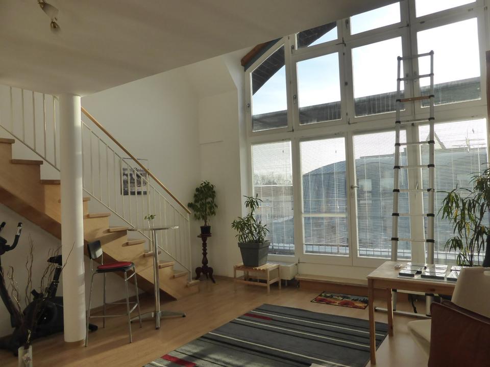 Thumbnail-Zentr. Leipzig 3,5 R.-Wohng., DG, möbl.m.Balkon,Lift,TG auf Zeit