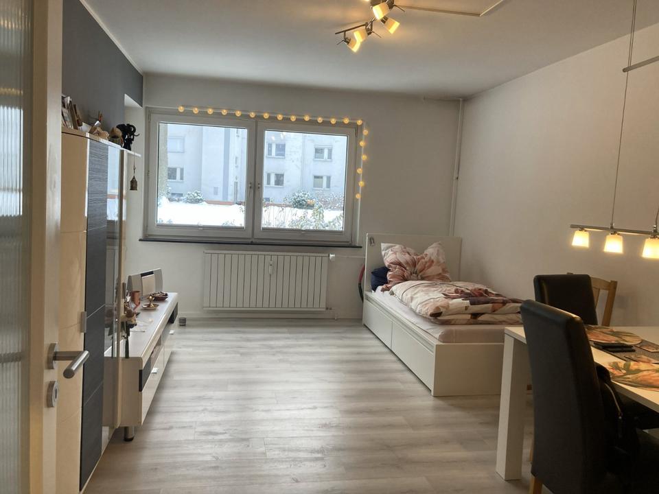 Thumbnail-Wunderschöne vollmöbl. 2-Zi.-Wohn. am Stadtwald v. Wob mit Garten