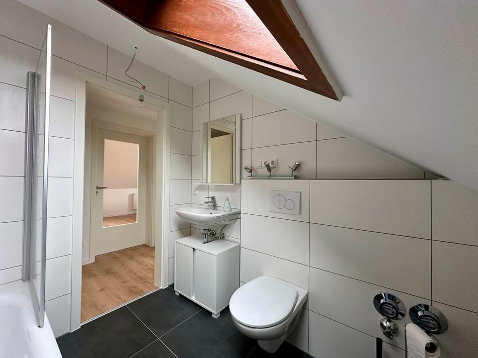 Thumbnail-Hochwertig sanierte 3-Zimmer-Wohnung mit Garage in Bensheim