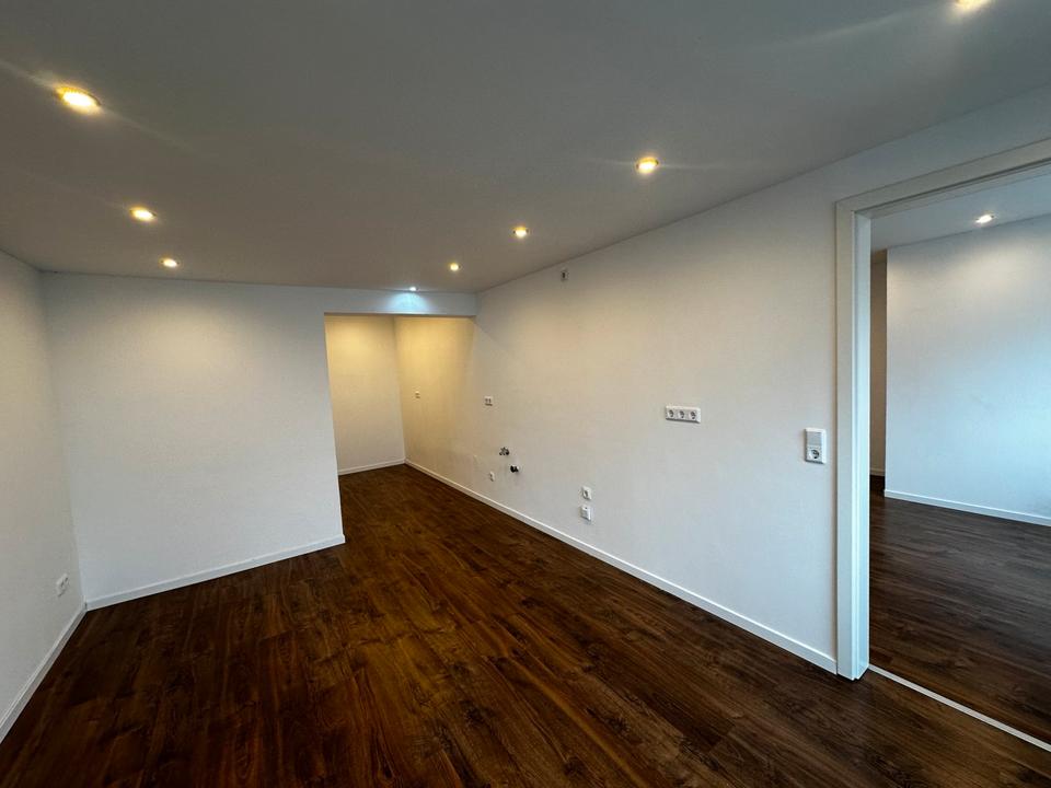 Thumbnail-2 ZKB Wohnung in Hostenbach zu vermieten !!