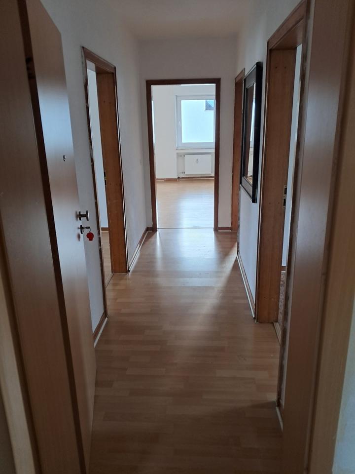 Thumbnail-! Vier ZKB * HWR * Keller und Garten-Mitnutzung !