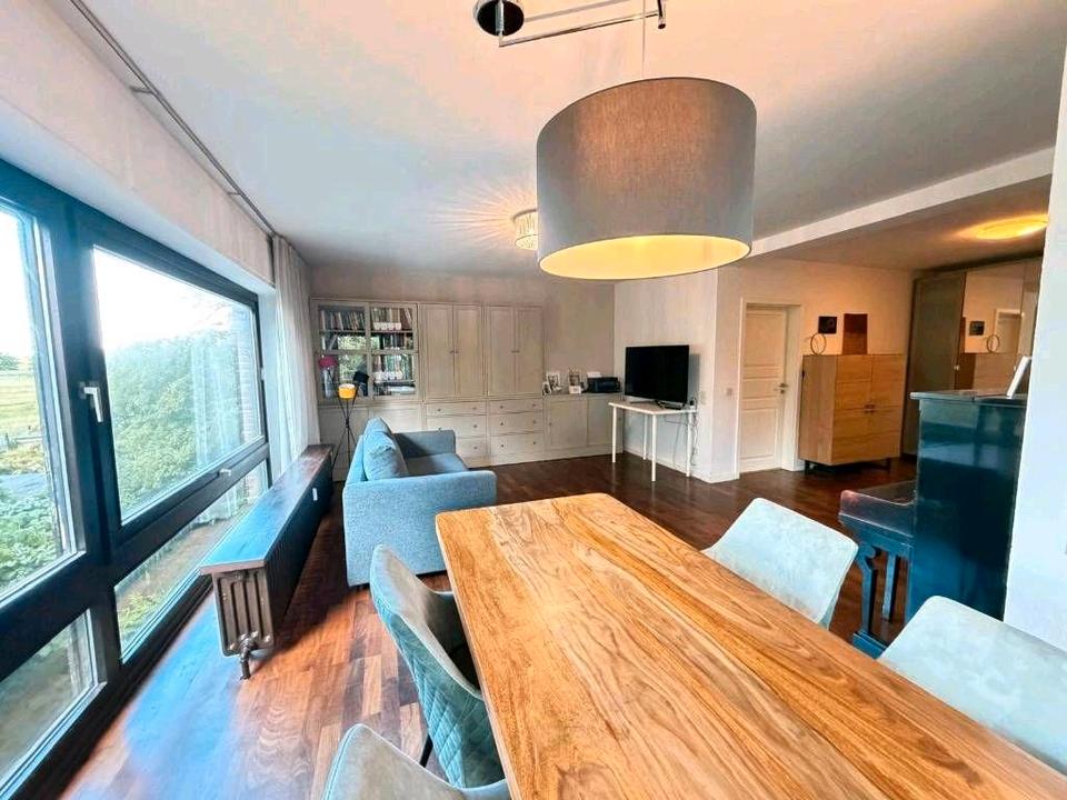 Thumbnail-Großzügige 3 Zimmer Wohnung