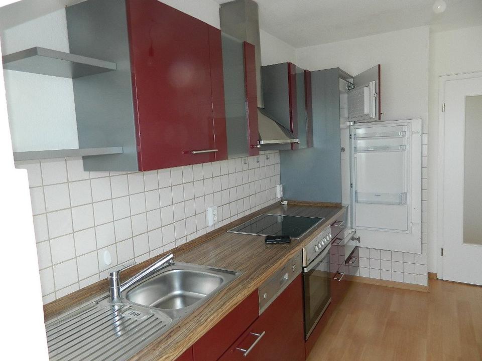 Thumbnail-Ich biete 3 Zimmer Wohnung mit Bad