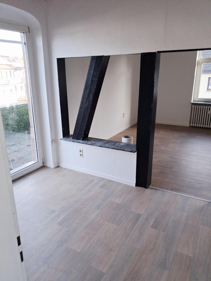 Thumbnail-Höxter OT - frisch renovierte Wohnung - ideal für Berufstätige