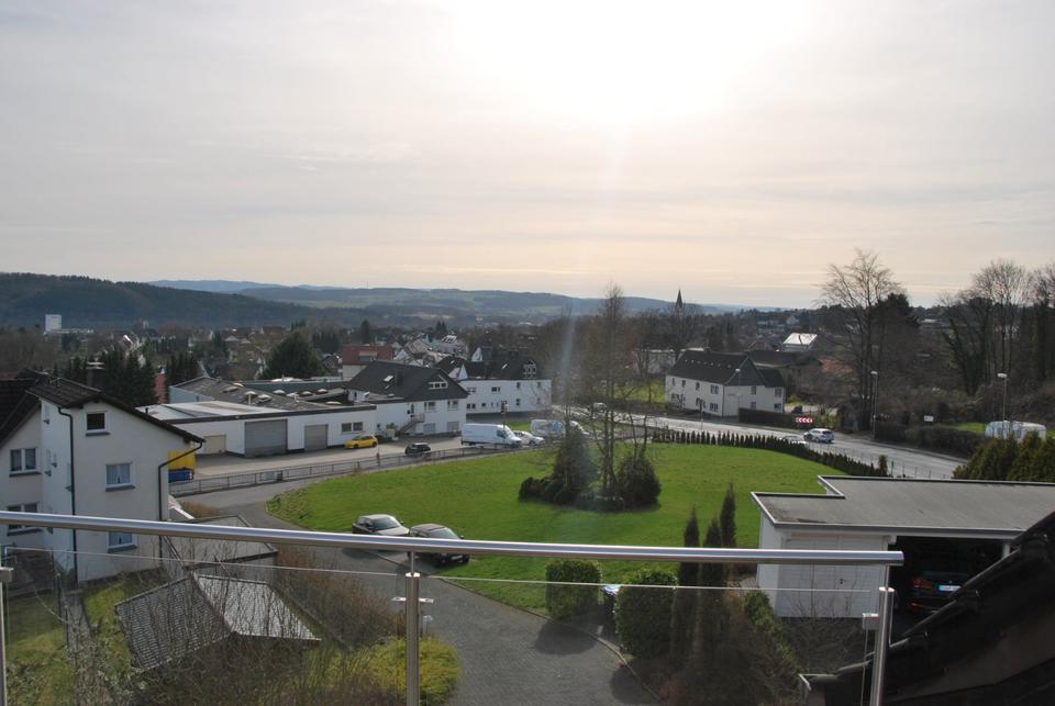 Thumbnail-Schöne helle Maisonettewohnung frei ab 01.06.2026