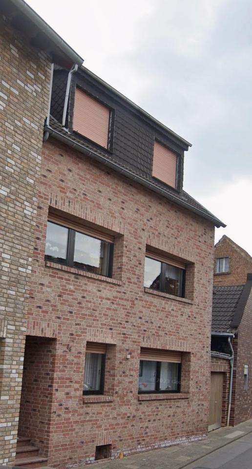 Thumbnail-Einfamilienhaus mit Ausbaupotenzial in familienfreundlicher Lage