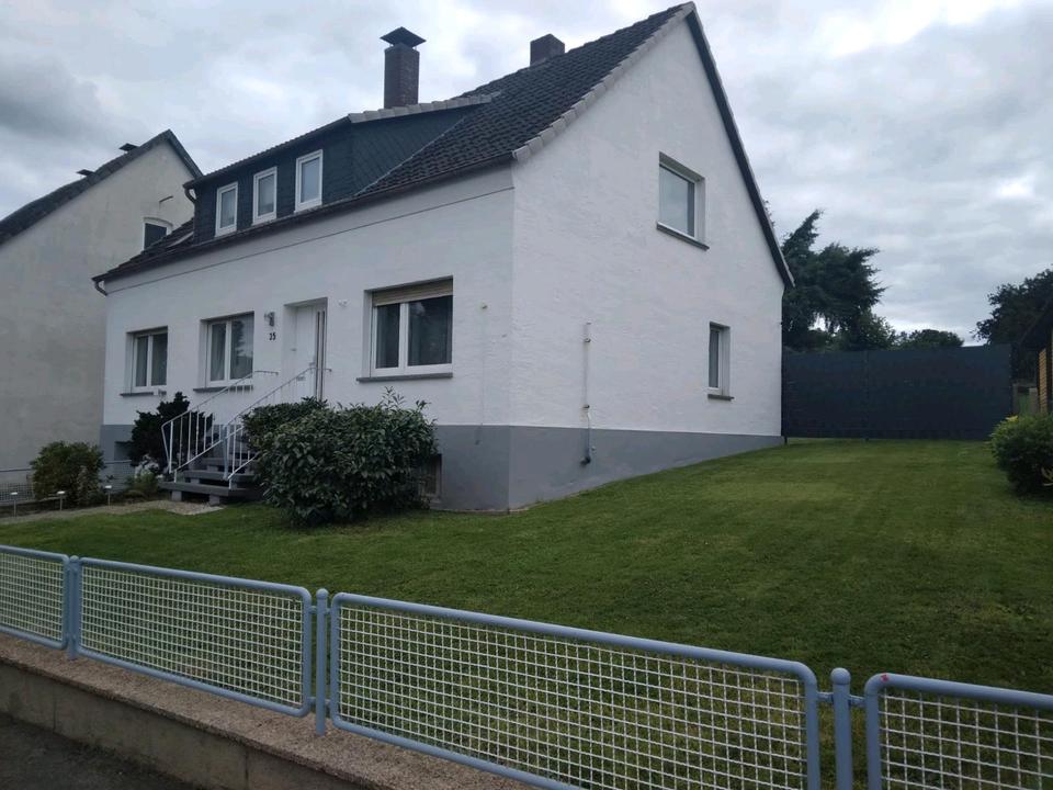 Thumbnail-Freistehendes Einfamilienhaus mit Weitblick