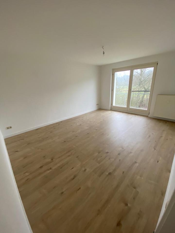 Thumbnail-Zwei Zimmer Wohnung in Niederlaasphe zu vermieten