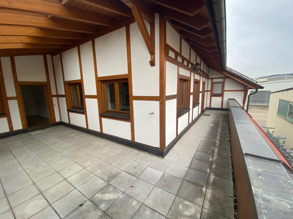 Thumbnail-2,5 Zimmer Wohnung zu vermieten in 73333