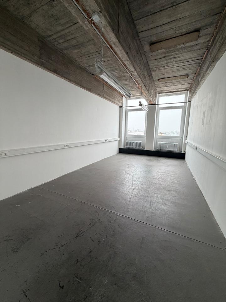 Thumbnail-30,00 m² Büroraum im 4. OG