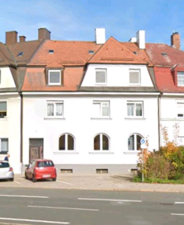 Thumbnail-PROVISIONSFREI: Voll vermietetes und saniertes MFH in Hof