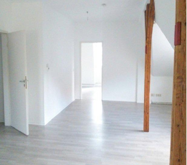 Thumbnail-140m² DG-Wohnung inkl. Küche und Balkon in historischer Villa