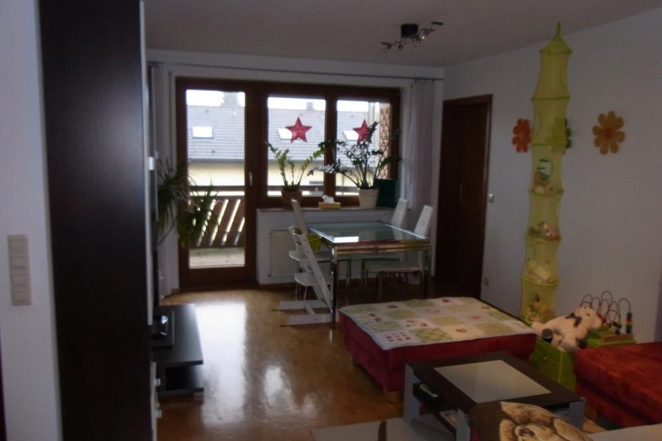Thumbnail-Helle 3-Zimmer-Wohnung in Freiberg am Neckar zu vermieten