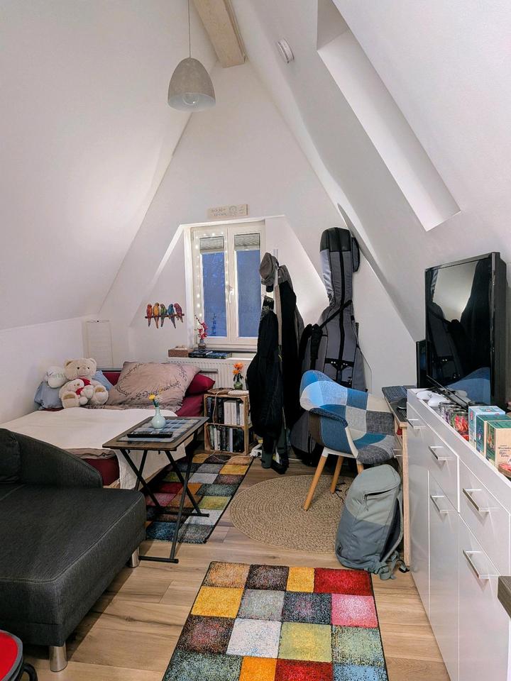 Thumbnail-Schöne, helle Dachgeschosswohnung zentral in Augsburg