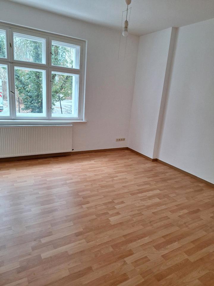 Thumbnail-Helle 4 Raum Wohnung mit Loggia