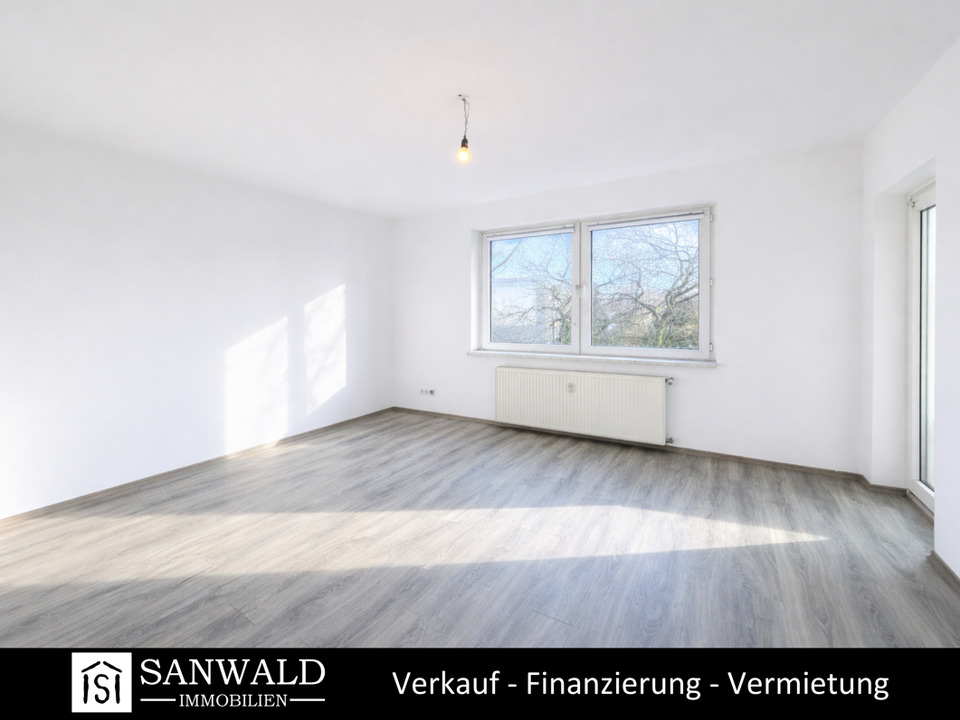 Thumbnail-Günstige 3,5 Zimmer Wohnung mit wunderschönem Balkon