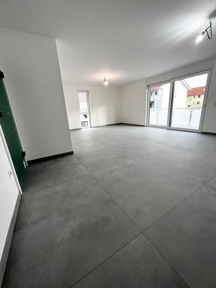 Thumbnail-Luxuriöse 6-Zimmer-Maisonette-Wohnung mit Balkon und Garten