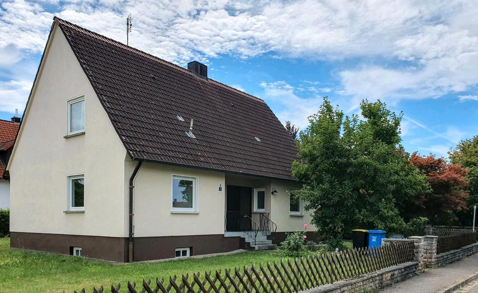 Thumbnail-91472 Ipsheim Einfamilienhaus mit großem Garten PROVISIONSFREI