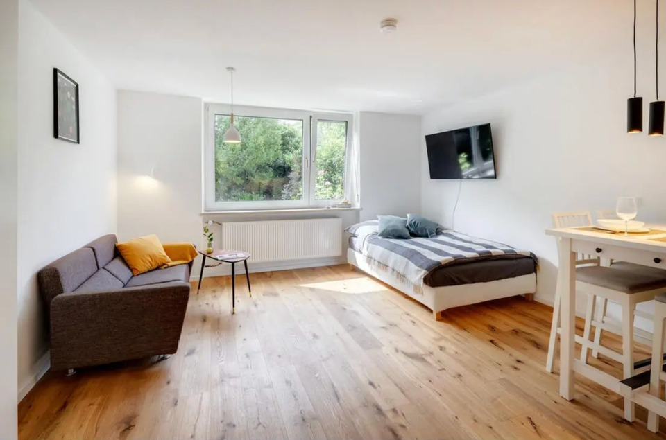 Thumbnail-Möbliertes 1 Zimmer Apartment in OF-Lauterborn