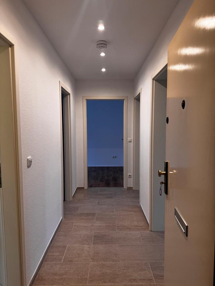 Thumbnail-3 Zimmer Wohnung mit Balkon und Einbauküche zu vermieten