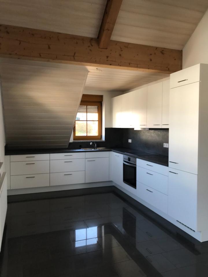 Thumbnail-4-Zimmer-Dachgeschosswohnung mit Balkon