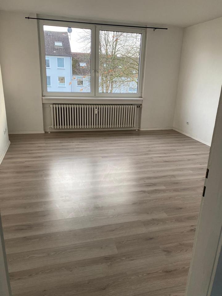 Thumbnail-3 Zimmer Wohnung 2.OG ab sofort in Enger