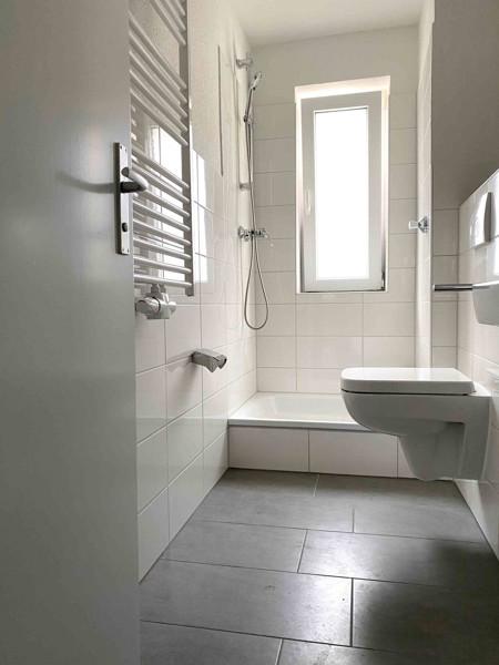 Thumbnail-Bezugsfertige, gemütliche 2-Zimmer Wohnung mit großem Balkon