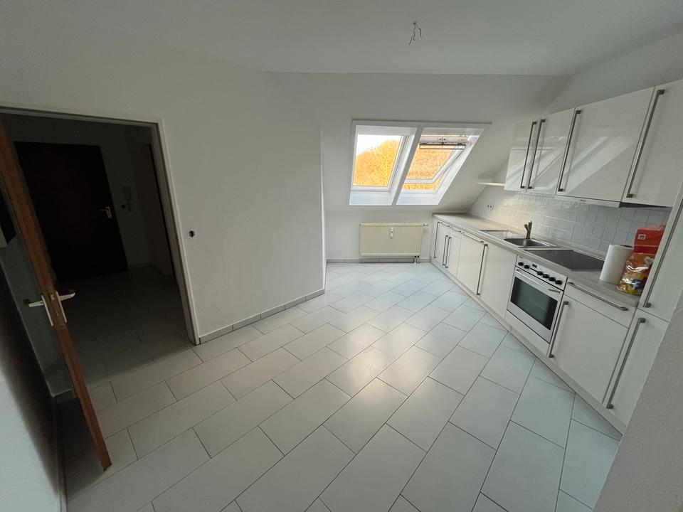 Thumbnail-Große Dachgeschosswohnung in Schwerin Krebsförden