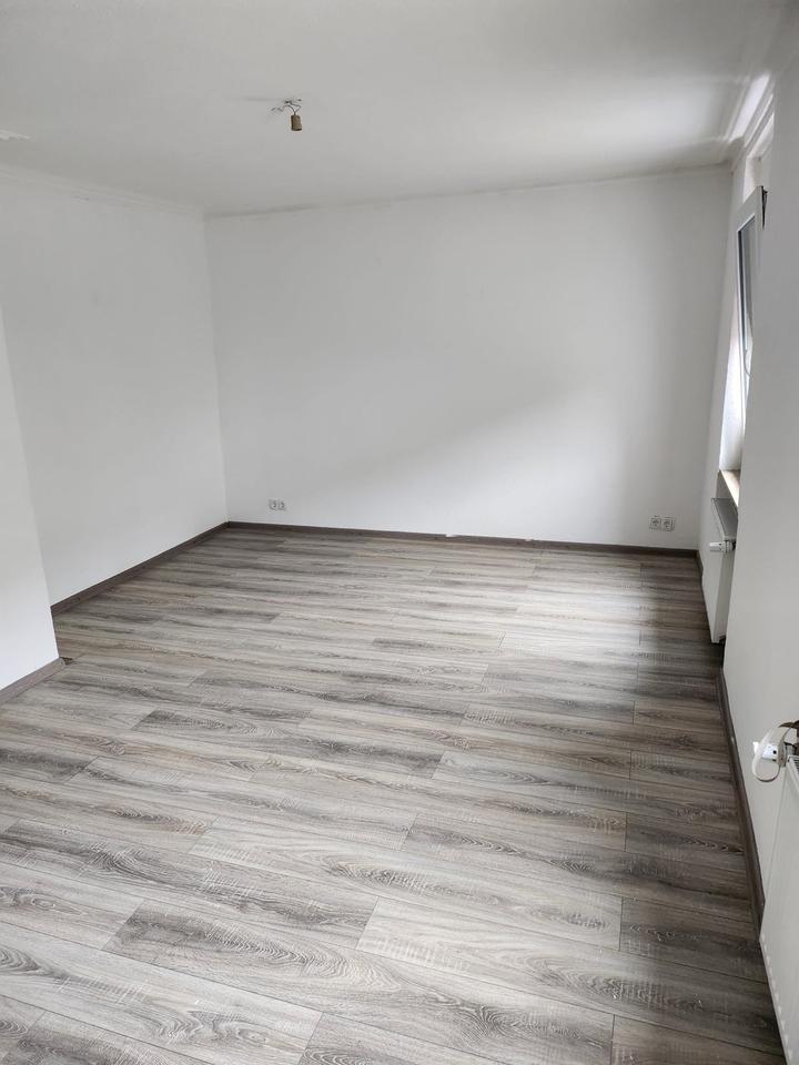 Thumbnail-Schöne 2-Zimmer-Wohnung mit Balkon in Ispringen