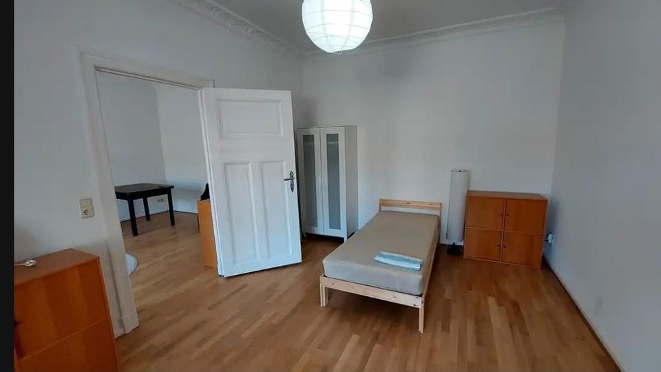 Thumbnail-2-Zimmer Wohnung mit kleinem Gartenanteil Lichterfelde West