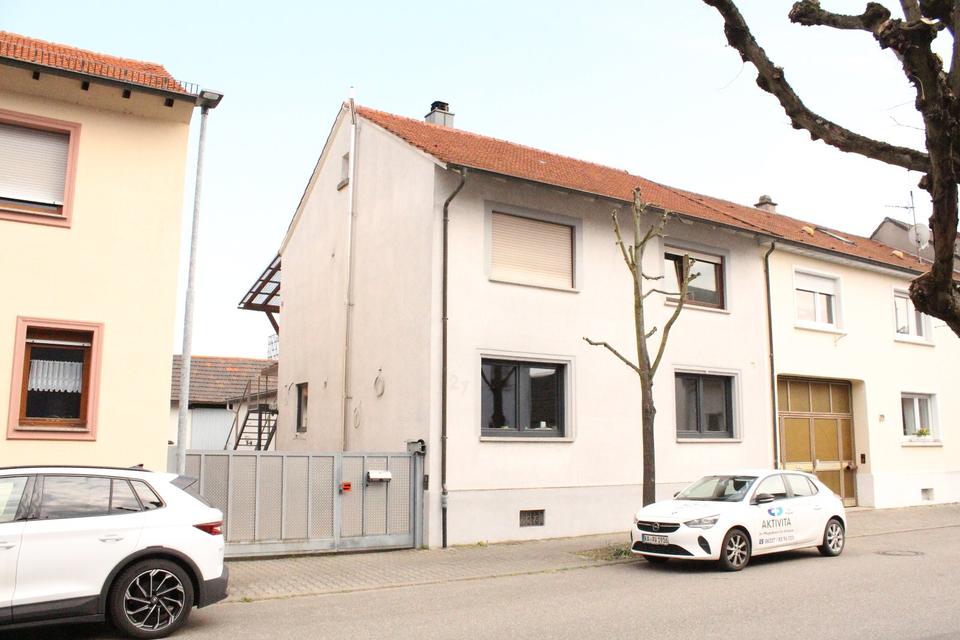 Thumbnail-Zweifamilienhaus in Kirrlach