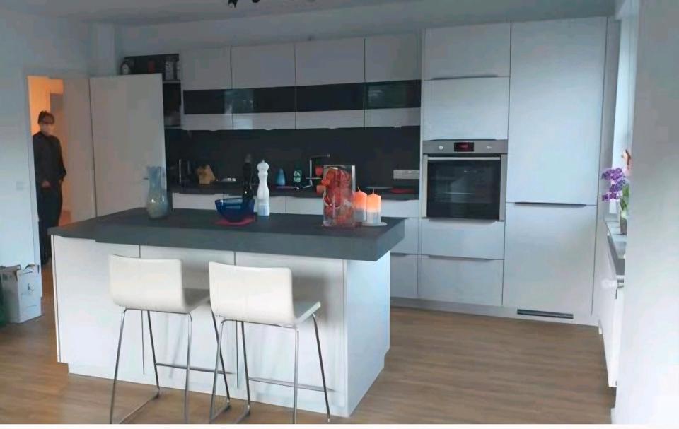 Thumbnail-Moderne, lichtdurchflutete, 3 Zimmer Wohnung in Bonn Kessenich