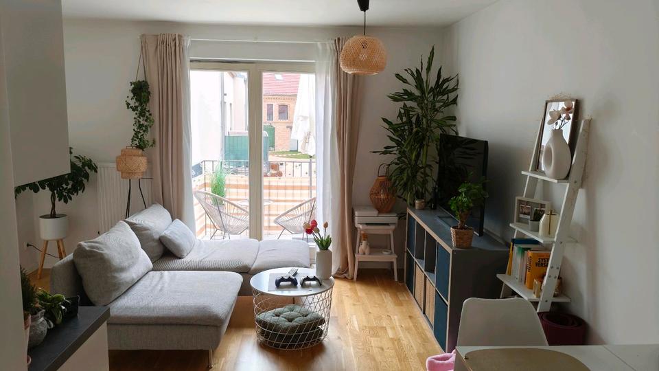 Thumbnail-Frisch sanierte 2-Zimmer Wohnung mit Balkon im Nauener Zentrum