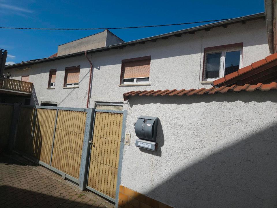 Thumbnail-Sanierungsbedürftiges Wohnhaus mit viel Potenzial in Ober-Olm