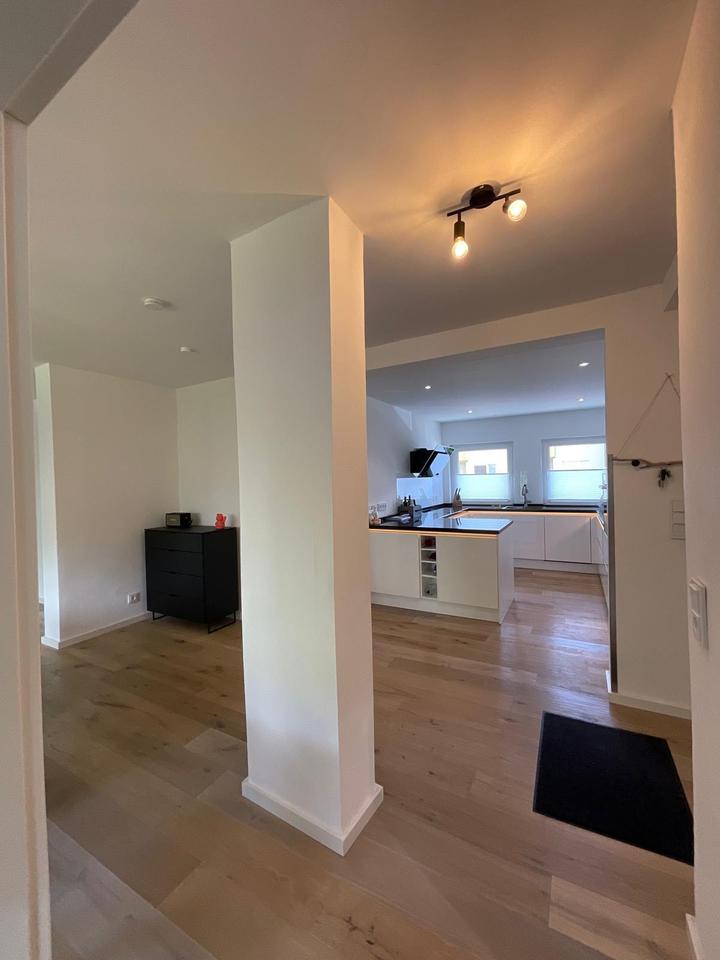 Thumbnail-Stilvolle 3 Zimmer Eigentumswohnung zu vermieten