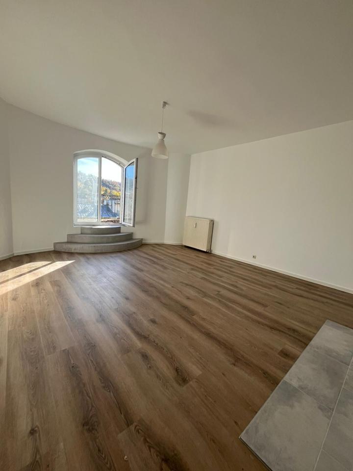 Thumbnail-1-Zimmer-Apartment mit Blick über Stuttgart
