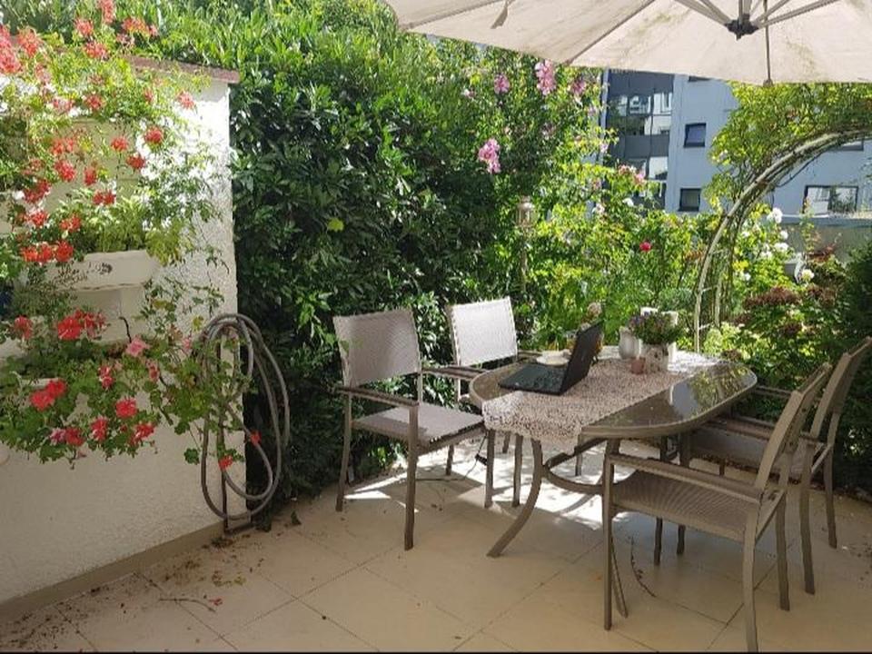 Thumbnail-Helle 3 Zimmer Wohnung mit Terasse und Garten in Frankfurt Westend-Süd