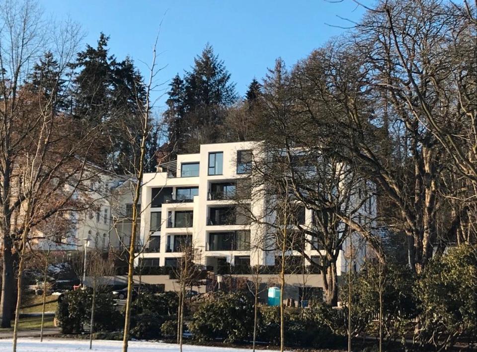 Thumbnail-Beste Kurparklage, möblierte 2 ZKB, Balkon mit tollem Blick