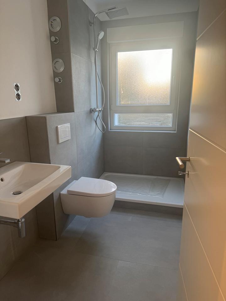 Thumbnail-Hochwertig renovierte 3 Zi. Wohnung, 56 qm in Weitmar