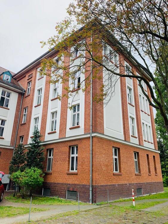 Thumbnail-**Besichtigung: Mo.,15.12.25 um 18:30 Uhr** 1-Zimmer Single-Whg in Altstadtnähe!