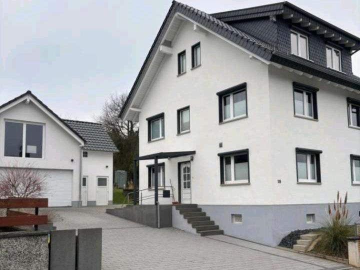 Thumbnail-Modernes Einfamilienhaus befristet zu vermieten
