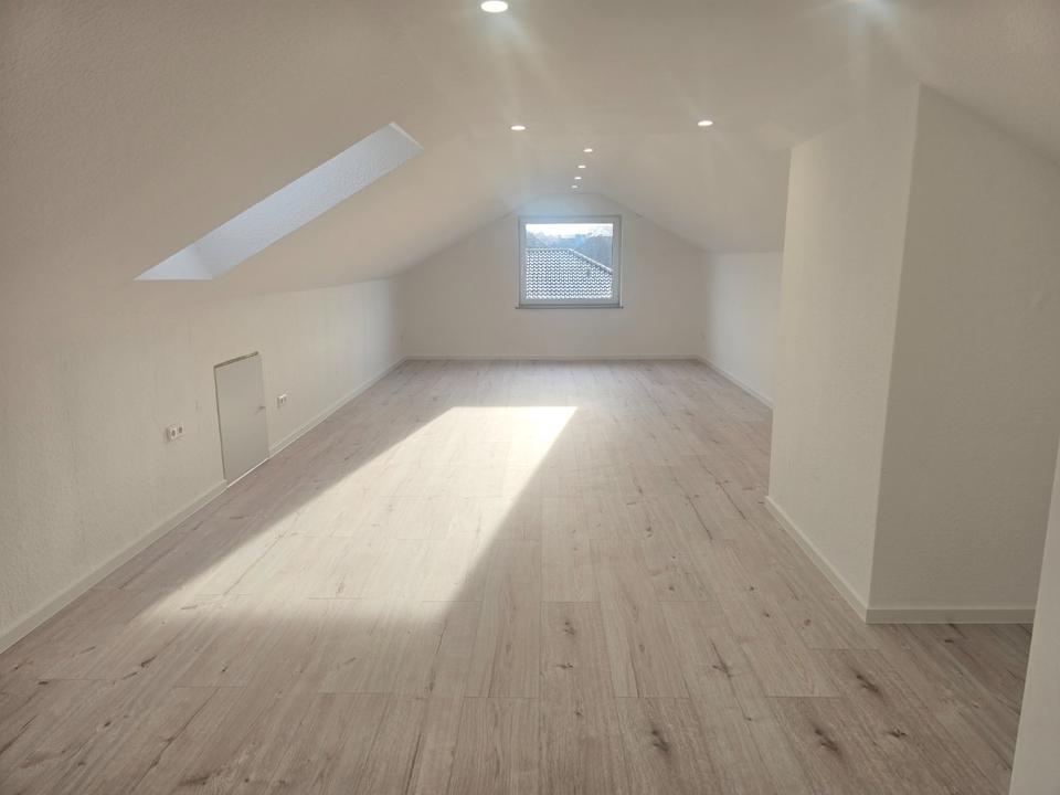 Thumbnail-Helle 3-Zimmer Wohnung in Ronnenberg